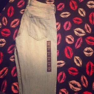 Banana Republic- Girlfriend jeans 😆